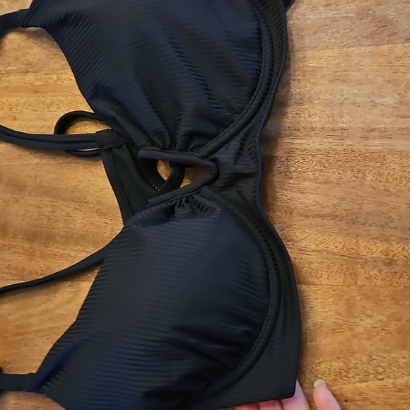 Elegant Black Women's Bra Size Xlarge - Picture 3 of 5